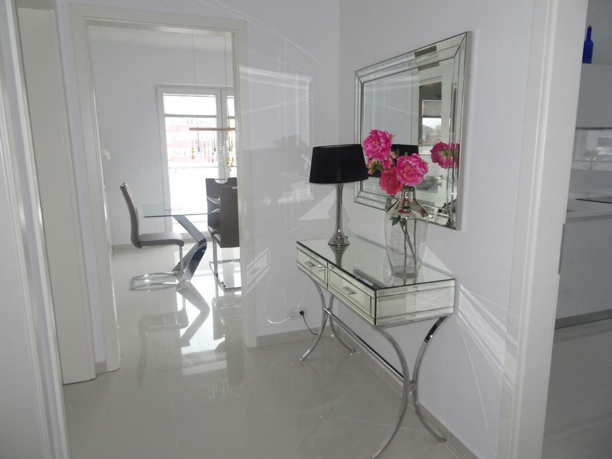 Ferienwohnung Apartament Francesca Brașov Exterior foto