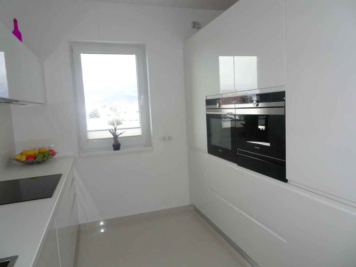 Ferienwohnung Apartament Francesca Brașov Exterior foto